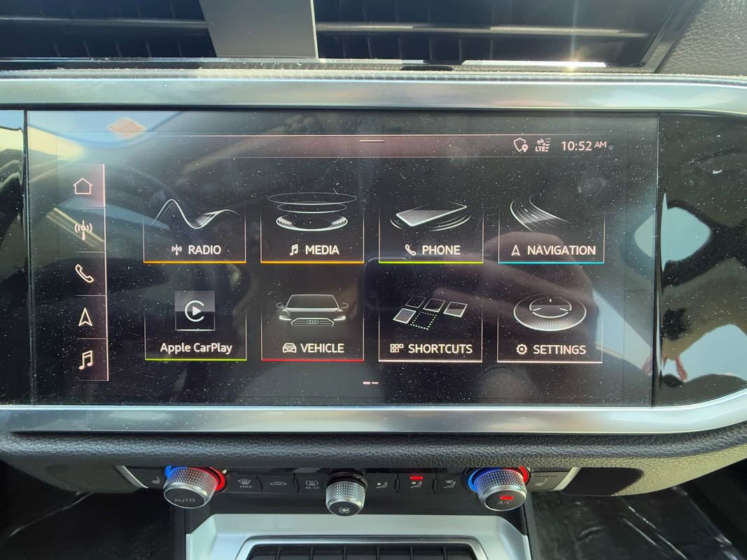 Used 2019 Audi Q3 2.0T Premium Plus AWD/4WD image 15