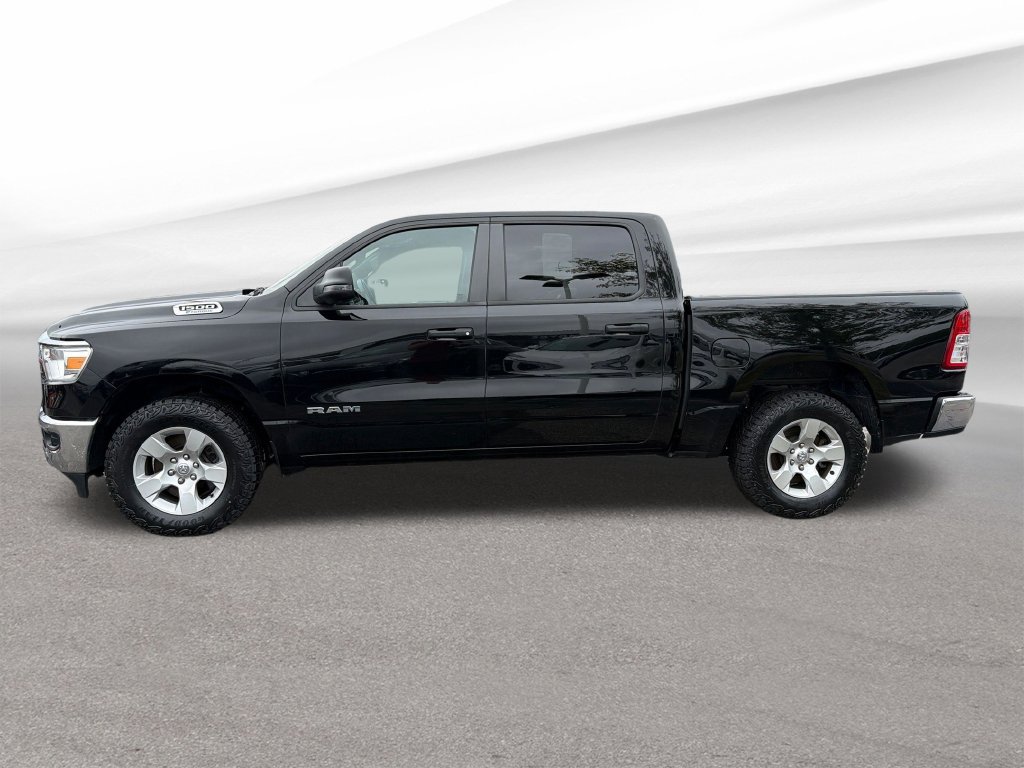 Used 2023 RAM 1500 Big Horn AWD/4WD image 2