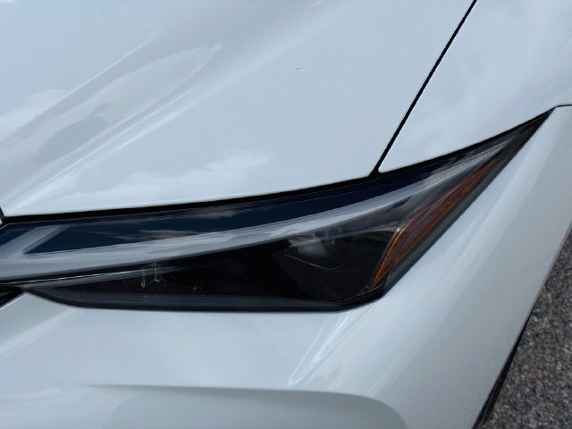 Used 2026 Lexus IS 350 F Sport RWD image 9