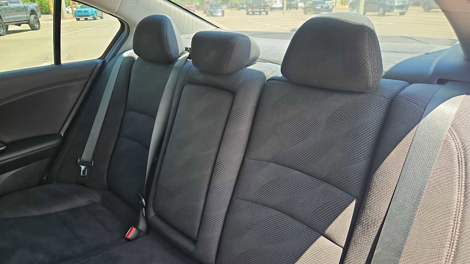 Used 2016 Honda Accord EX image 24