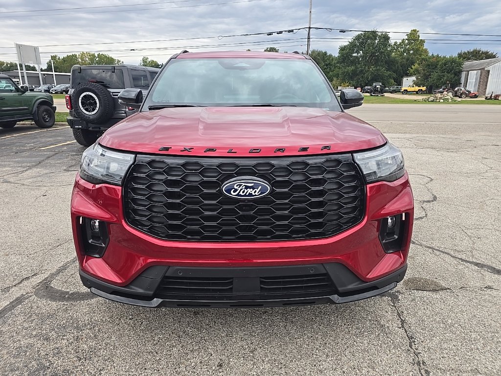 New 2027 Ford Explorer ST-Line w/ Premium Package AWD/4WD image 2