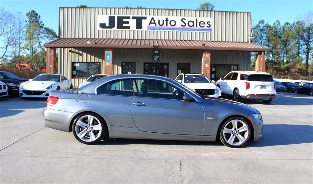 Used 2008 BMW 335i Convertible image 15