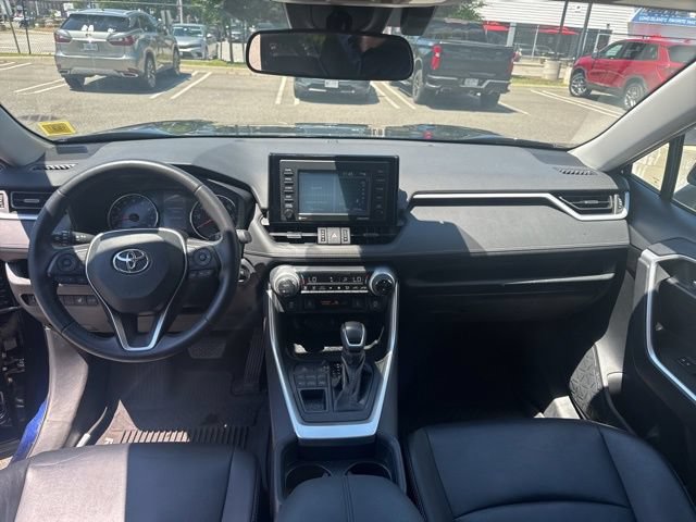 Used 2020 Toyota RAV4 XLE Premium AWD/4WD image 15