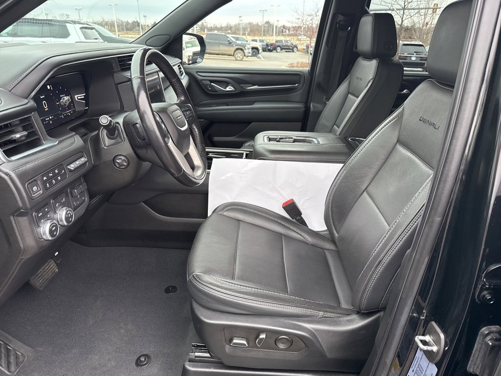 Certified 2022 GMC Yukon Denali w/ Denali Premium Package image 21