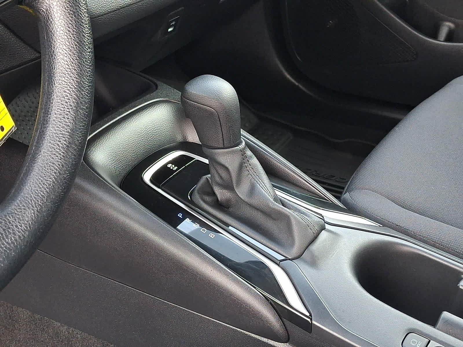 Used 2024 Toyota Corolla LE FWD image 17