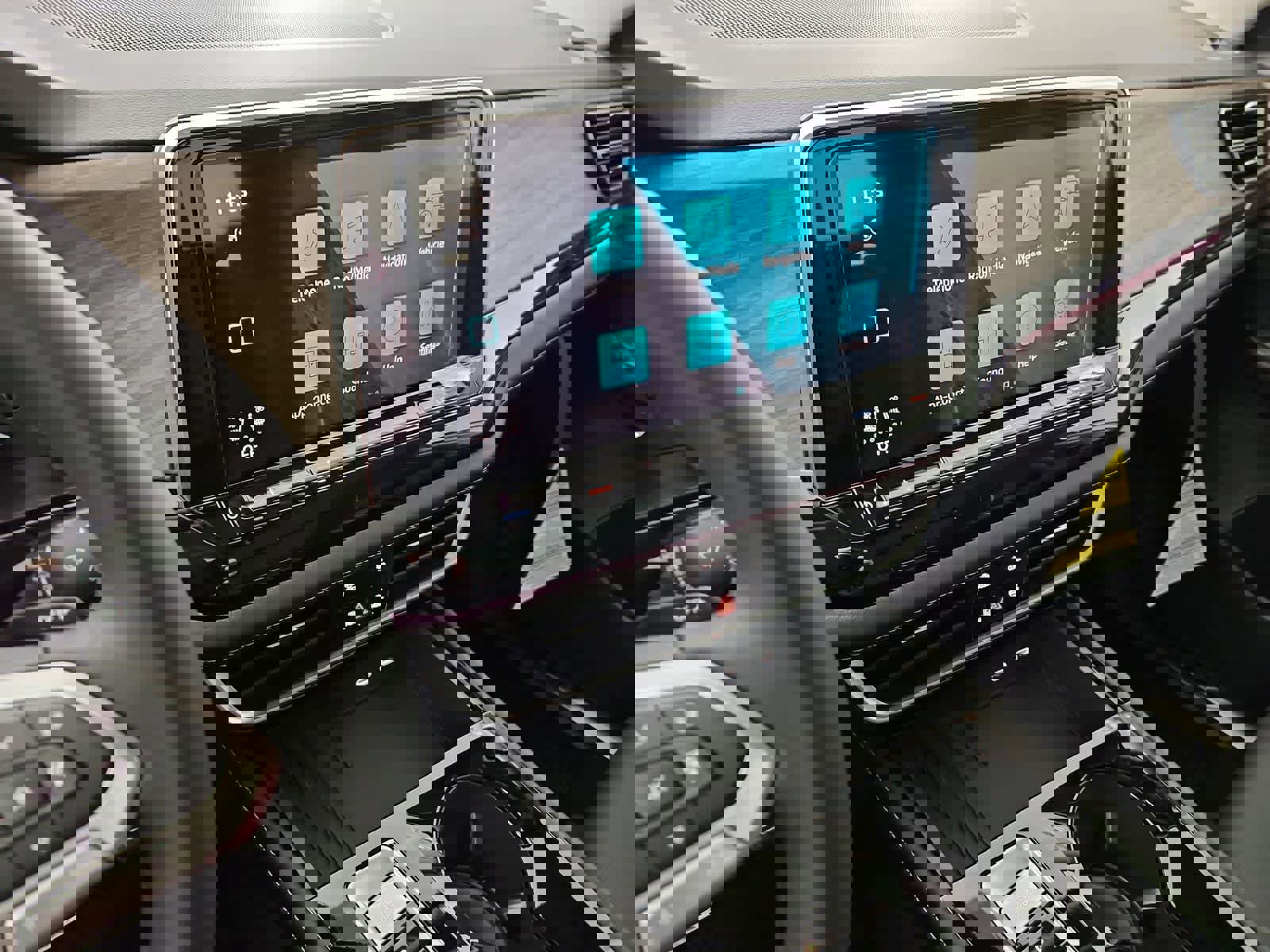 New 2026 Volkswagen Atlas SEL Premium R-Line image 29