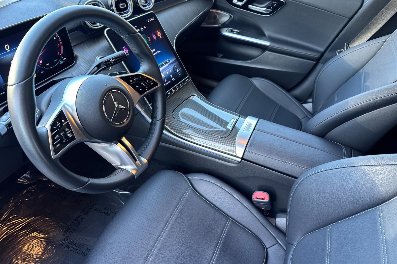 Used 2023 Mercedes-Benz C 300 Sedan image 4