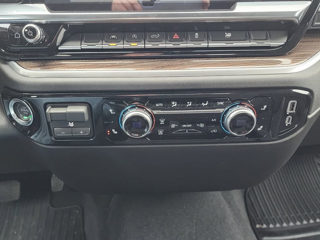 New 2026 GMC Sierra 1500 Elevation image 29