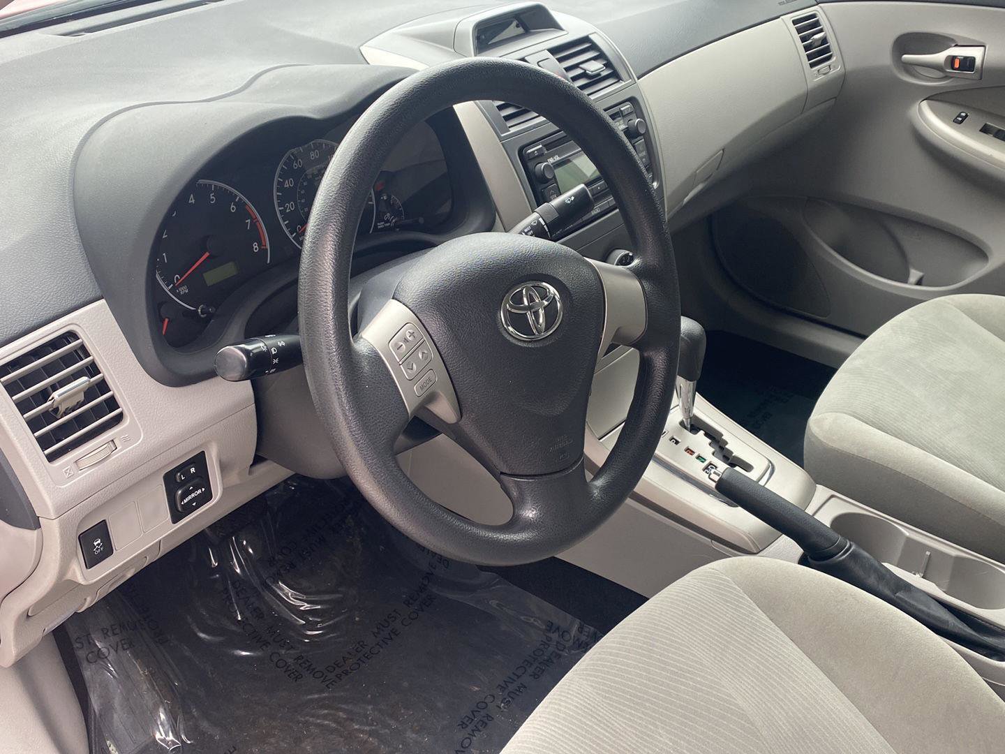 Used 2012 Toyota Corolla image 5