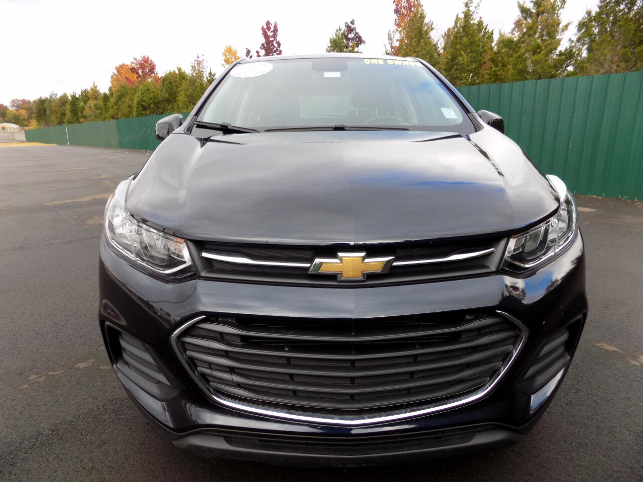 Used 2021 Chevrolet Trax LS image 2
