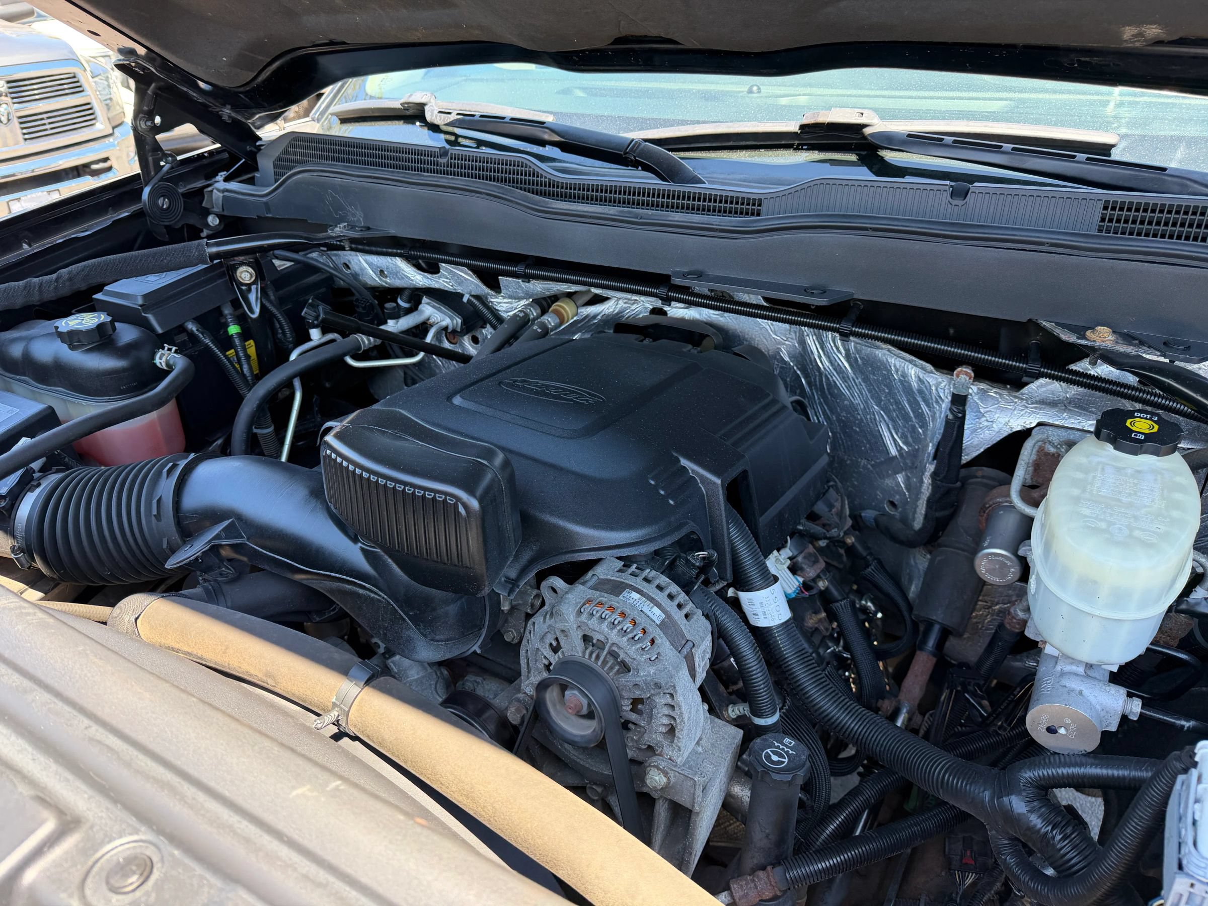 Used 2015 Chevrolet Silverado 2500 LT w/ LT Convenience Package AWD/4WD image 35
