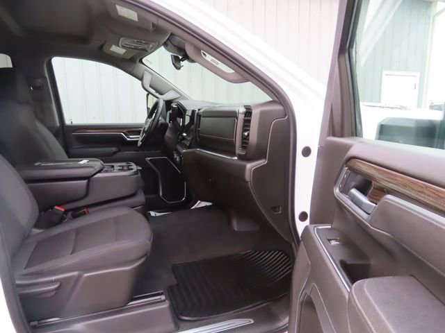 Used 2025 Chevrolet Silverado 2500 LT w/ Convenience Package image 26
