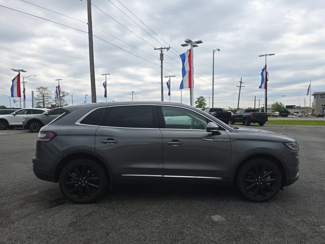 Used 2023 Lincoln Nautilus Reserve w/ Monochromatic Package AWD/4WD image 3
