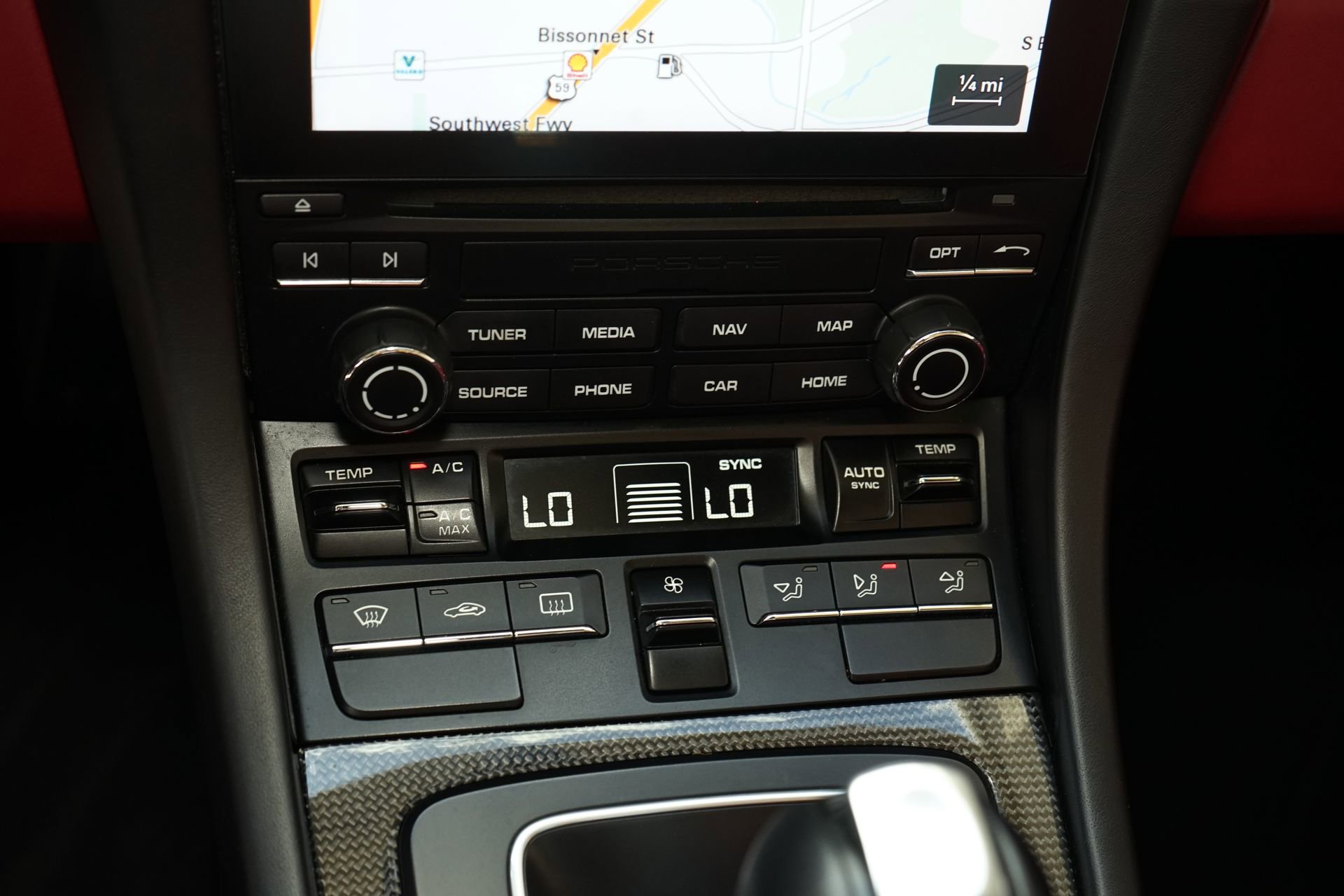 Used 2018 Porsche 911 Turbo S image 19