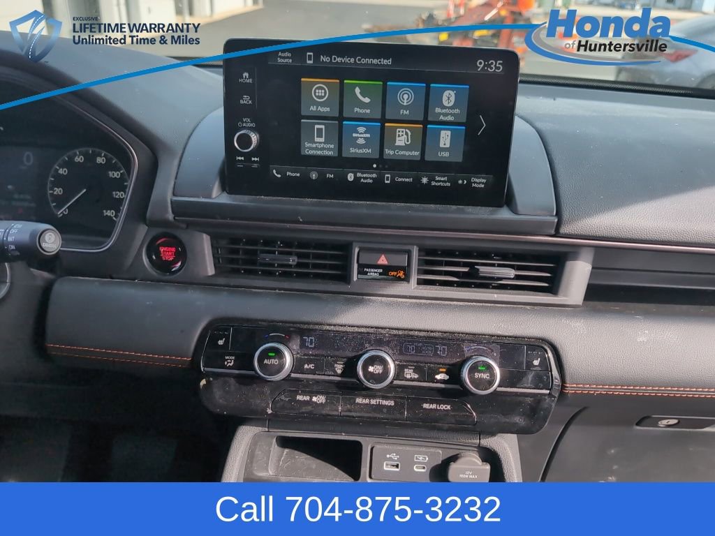 Used 2024 Honda Pilot TrailSport image 19