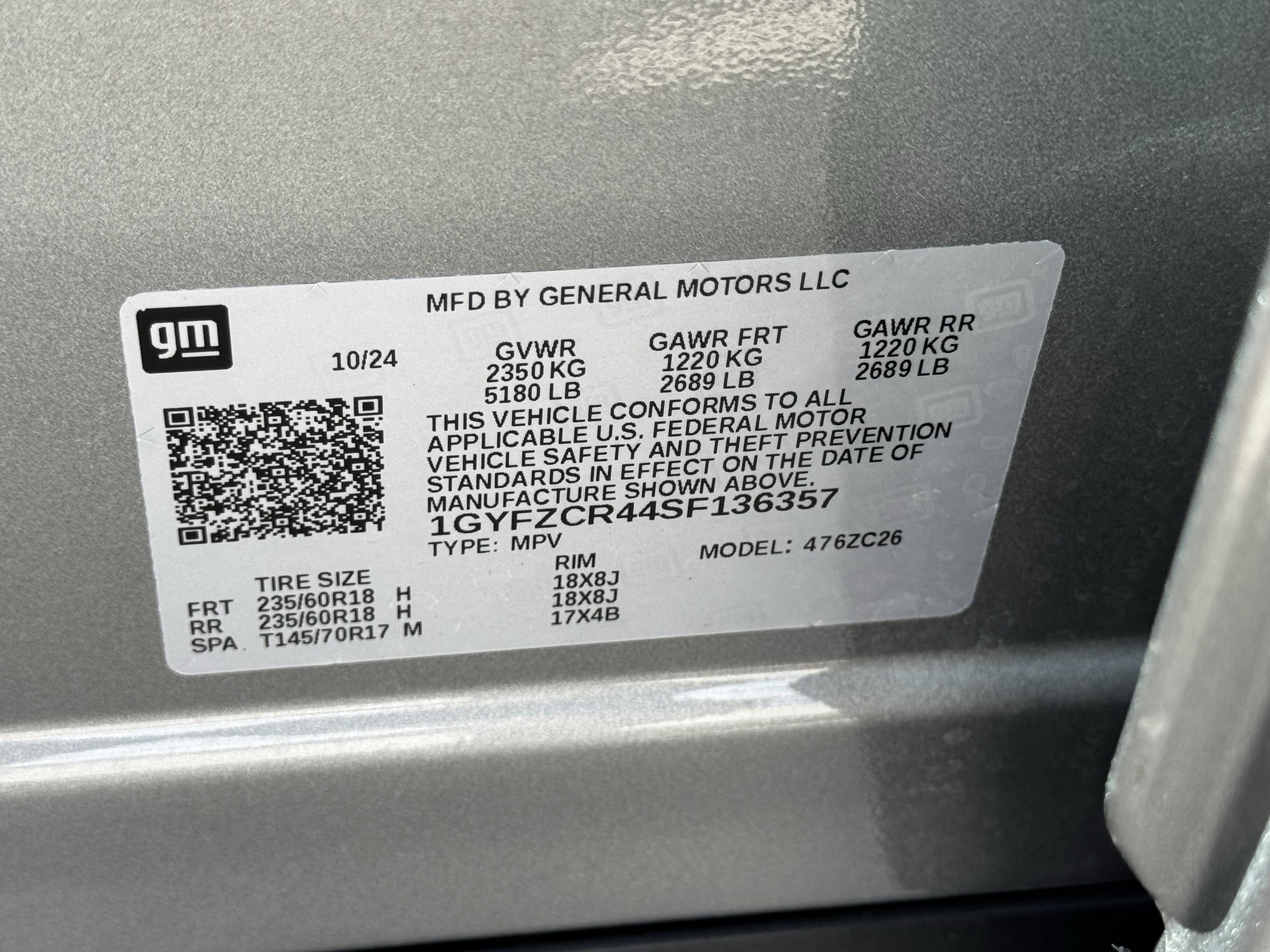 Used 2025 Cadillac XT4 Premium Luxury FWD image 28