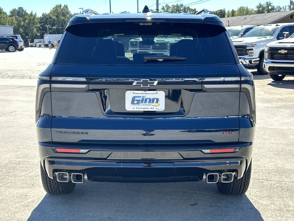 New 2027 Chevrolet Traverse RS w/ LPO, Floor Liner Package FWD image 3