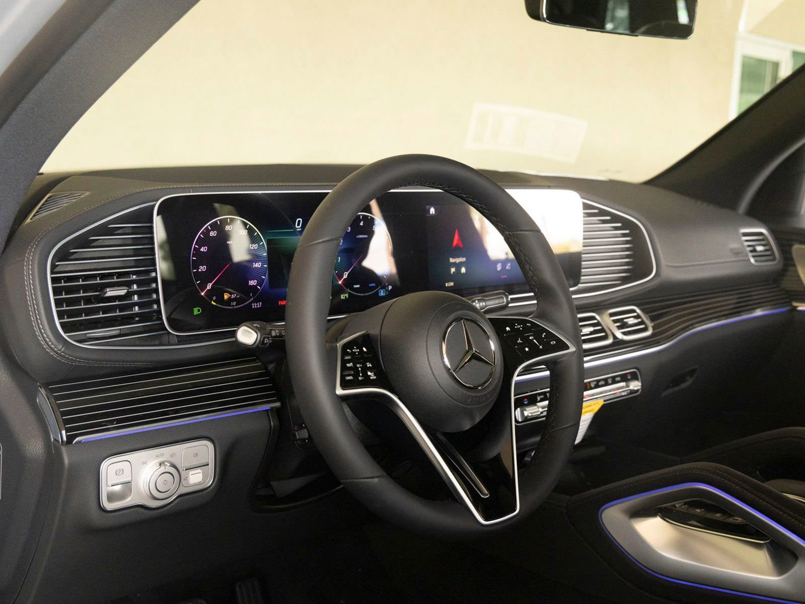 New 2026 Mercedes-Benz GLS 450 4MATIC image 15