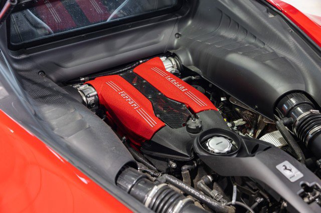 Used 2018 Ferrari 488 GTB RWD image 29