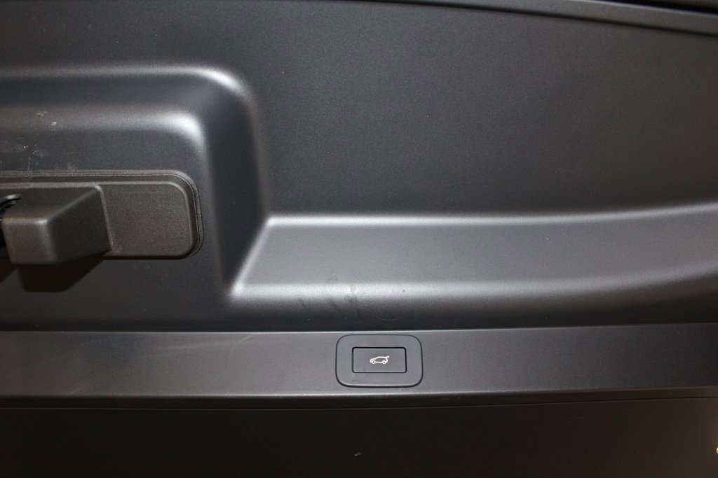 Used 2024 Land Rover Range Rover SE image 43