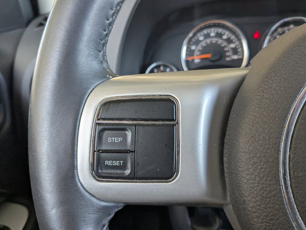Used 2016 Jeep Compass High Altitude AWD/4WD image 19