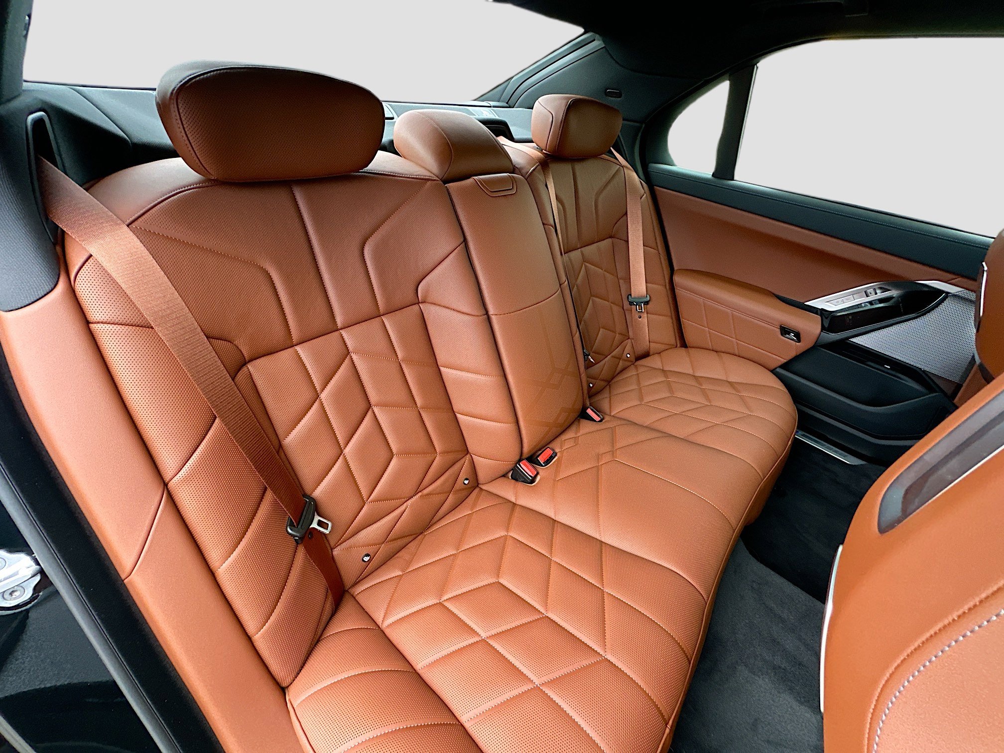 New 2026 BMW 740i RWD image 21