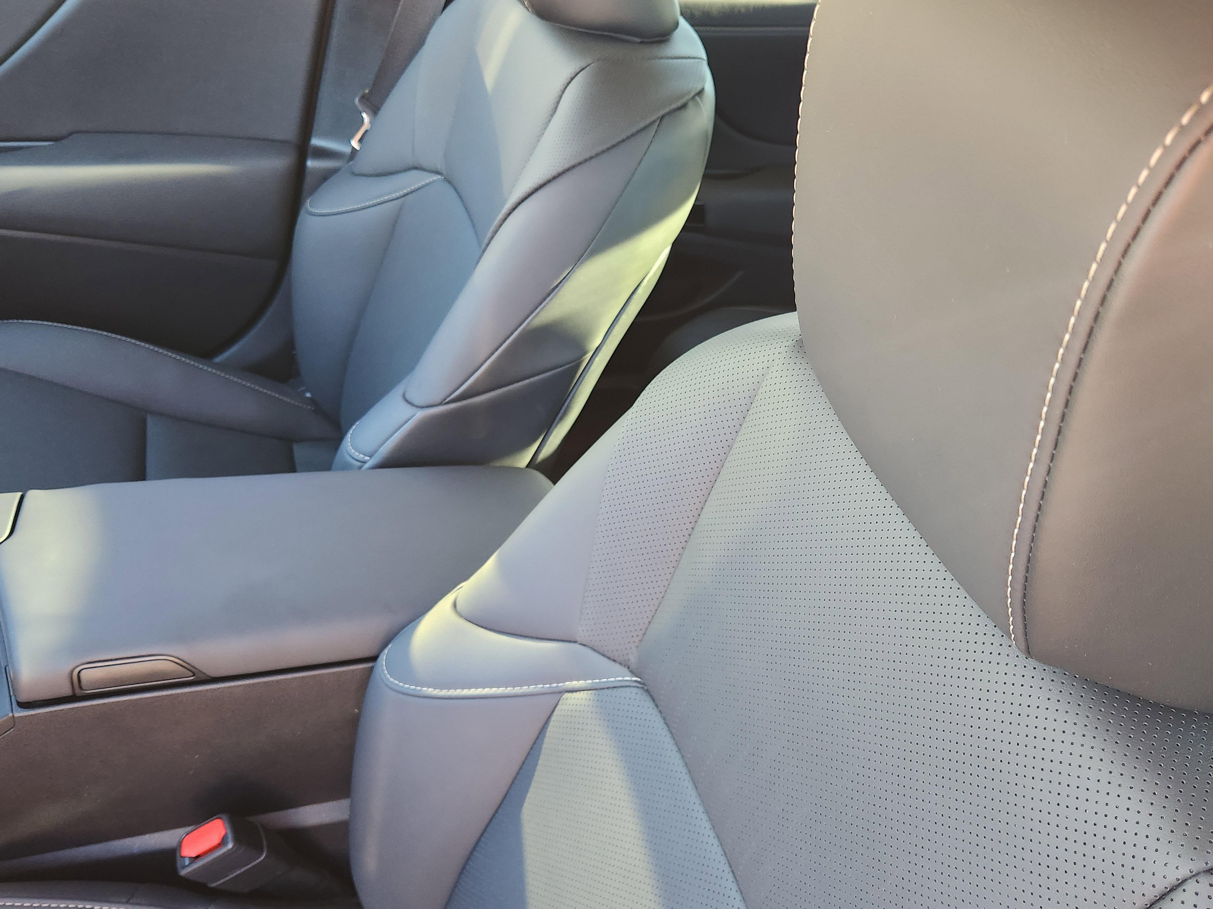 Certified 2023 Lexus ES 350 w/ Premium Package image 17