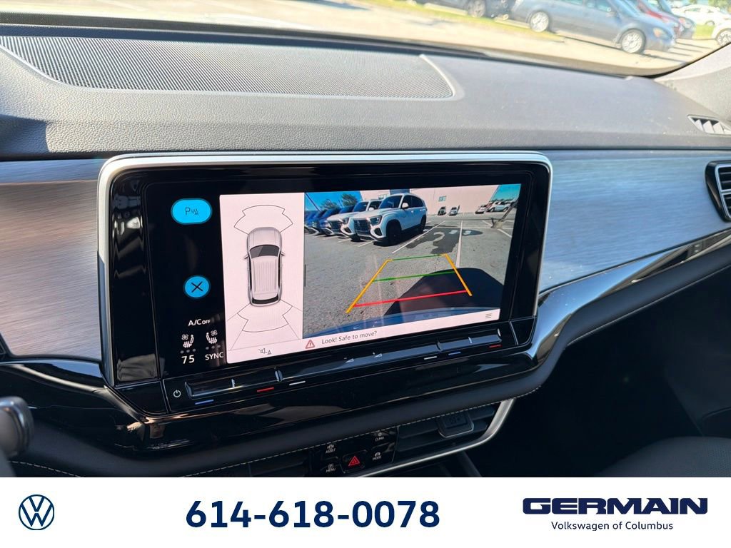 New 2026 Volkswagen Atlas Cross Sport SE image 30
