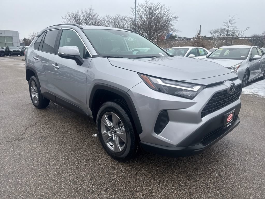 Used 2025 Toyota RAV4 XLE image 10
