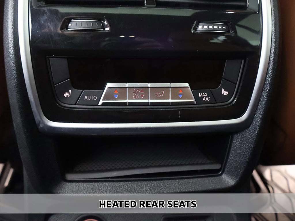 Used 2024 BMW X7 M60i image 10