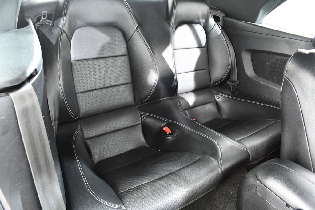 Used 2018 Ford Mustang Premium image 18