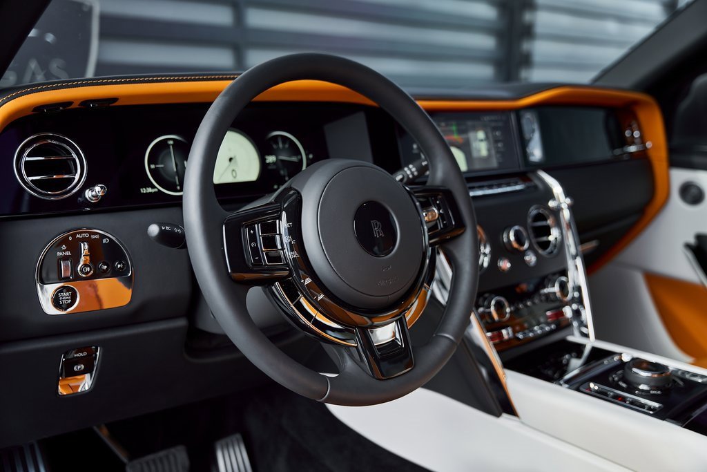 Used 2026 Rolls-Royce Cullinan image 43