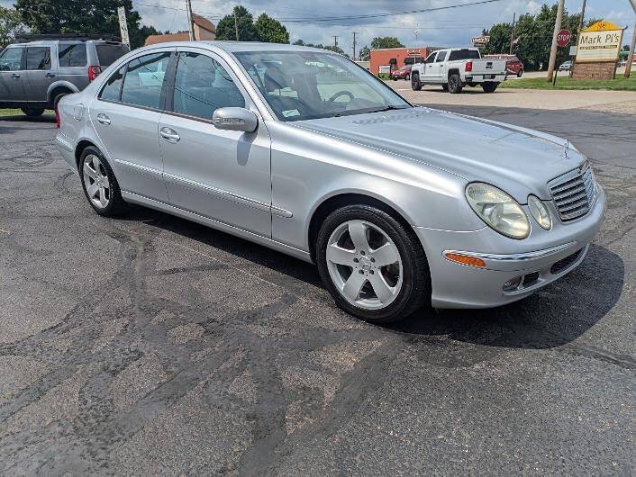 Used 2006 Mercedes-Benz E 500 4MATIC Sedan image 4