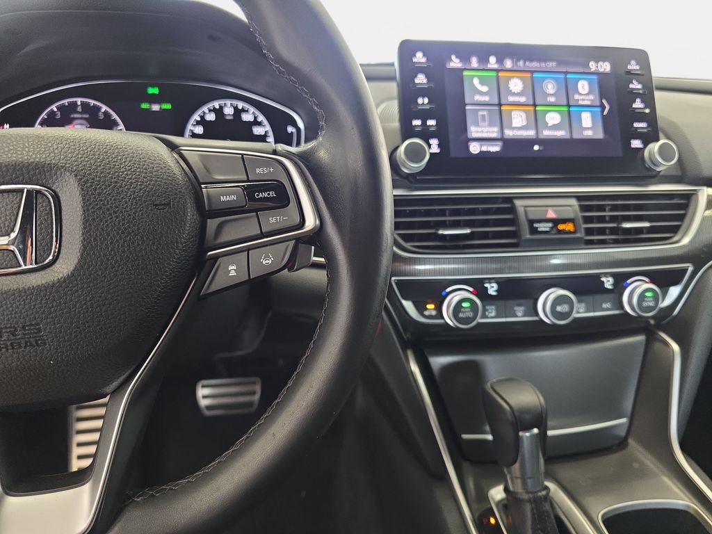 Used 2018 Honda Accord Sport image 18