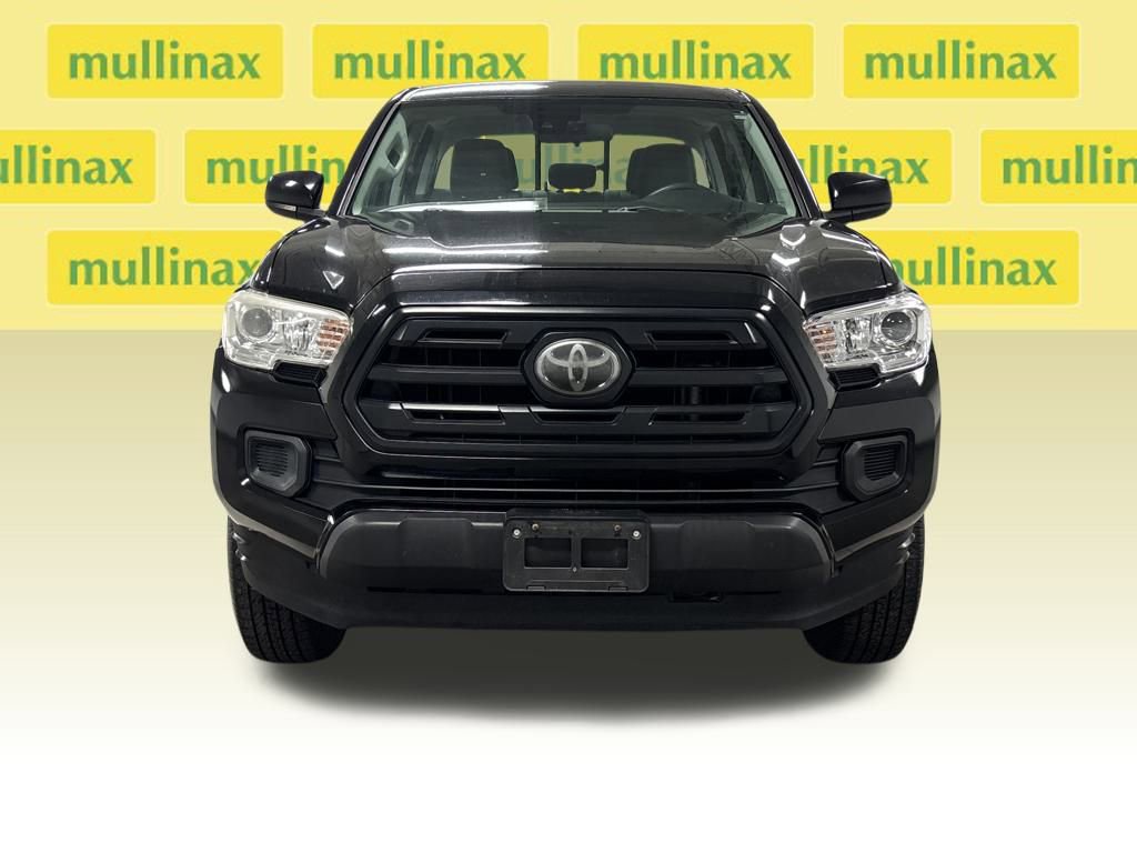Used 2018 Toyota Tacoma SR image 5