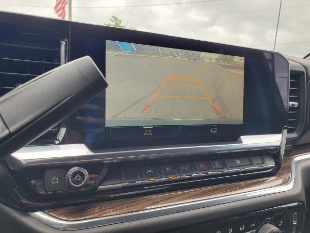 Used 2025 Chevrolet Silverado 1500 LT image 18