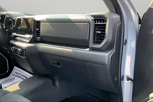 Certified 2024 Chevrolet Silverado 1500 LT AWD/4WD image 16