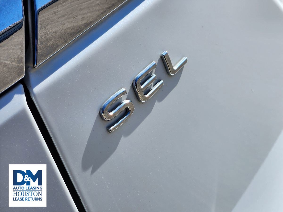 Used 2022 Volkswagen Atlas SEL image 17