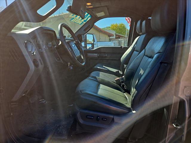 Used 2011 Ford F250 Lariat w/ Lariat Interior Pkg AWD/4WD image 14