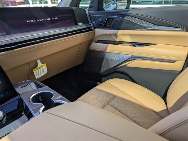 New 2026 Cadillac Escalade IQL Sport 2 w/ LPO, ONYX Package image 23