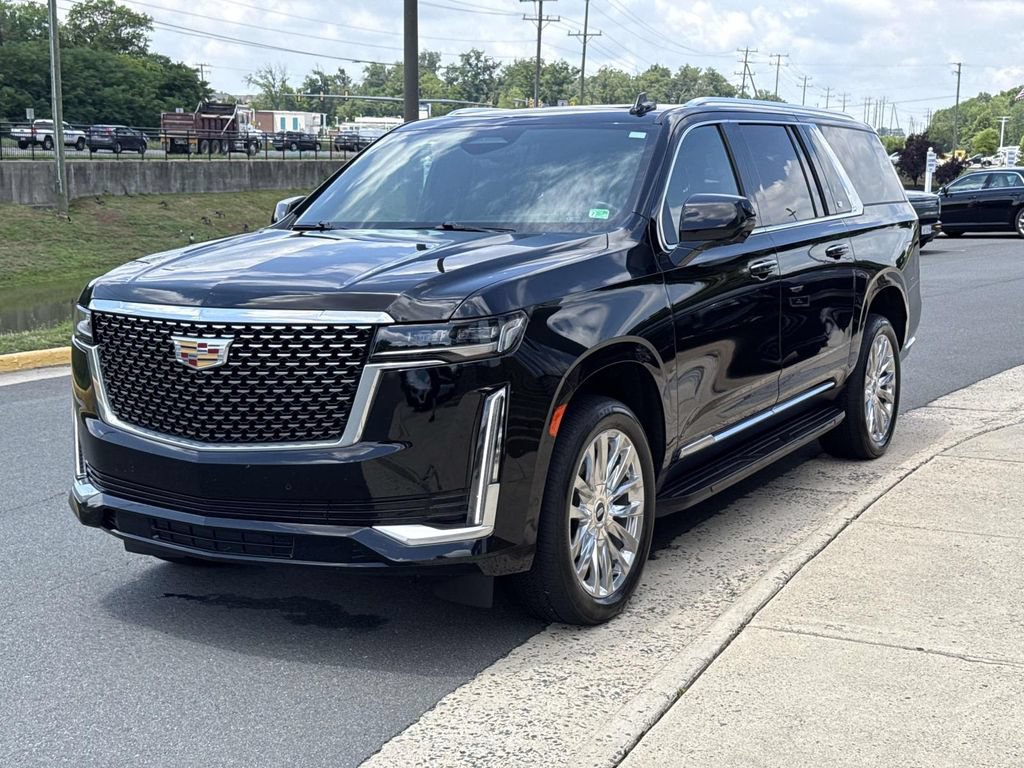 Used 2024 Cadillac Escalade ESV Premium Luxury AWD/4WD image 21