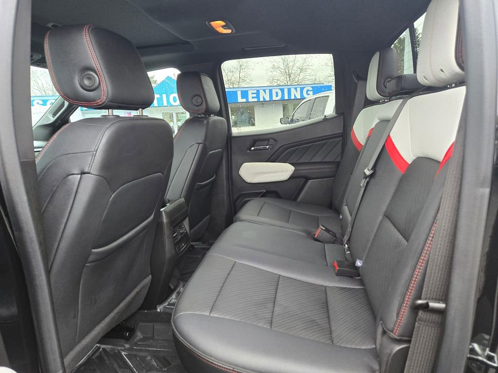 Used 2024 GMC Canyon AT4X image 10