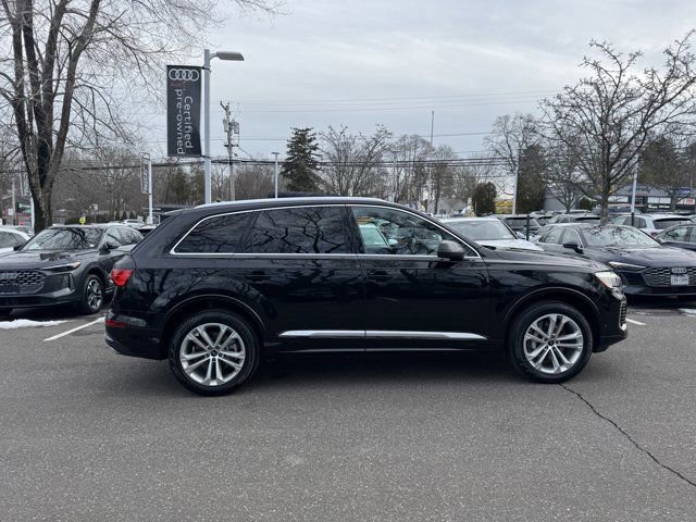 Certified 2025 Audi Q7 3.0T Premium Plus image 4