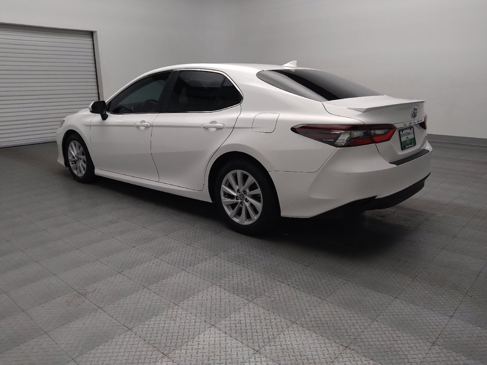Used 2023 Toyota Camry LE image 5