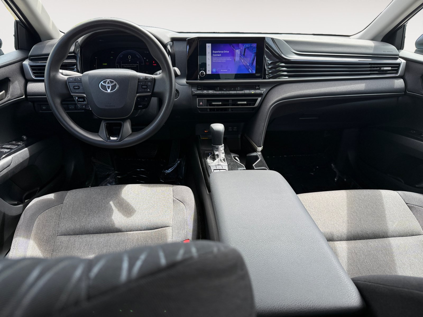 Used 2025 Toyota Camry LE FWD image 15