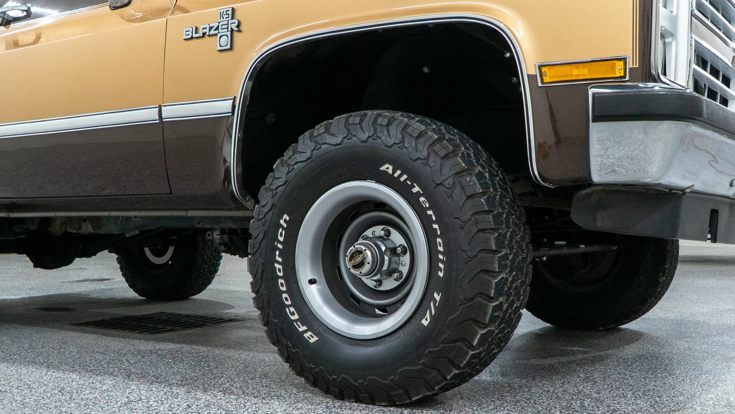 Used 1988 Chevrolet Blazer 4WD image 10