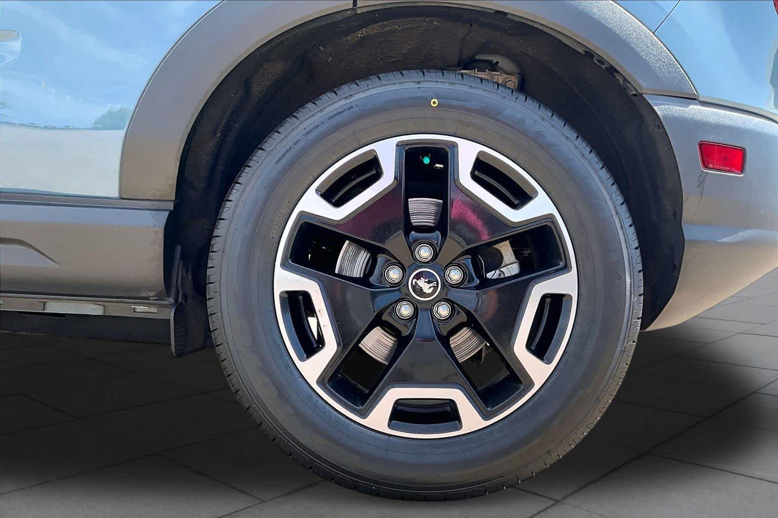 Used 2021 Ford Bronco Sport Outer Banks AWD/4WD image 11