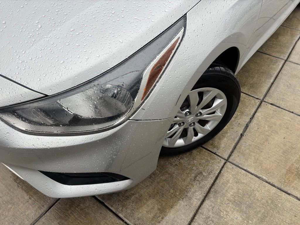 Used 2019 Hyundai Accent SE image 2