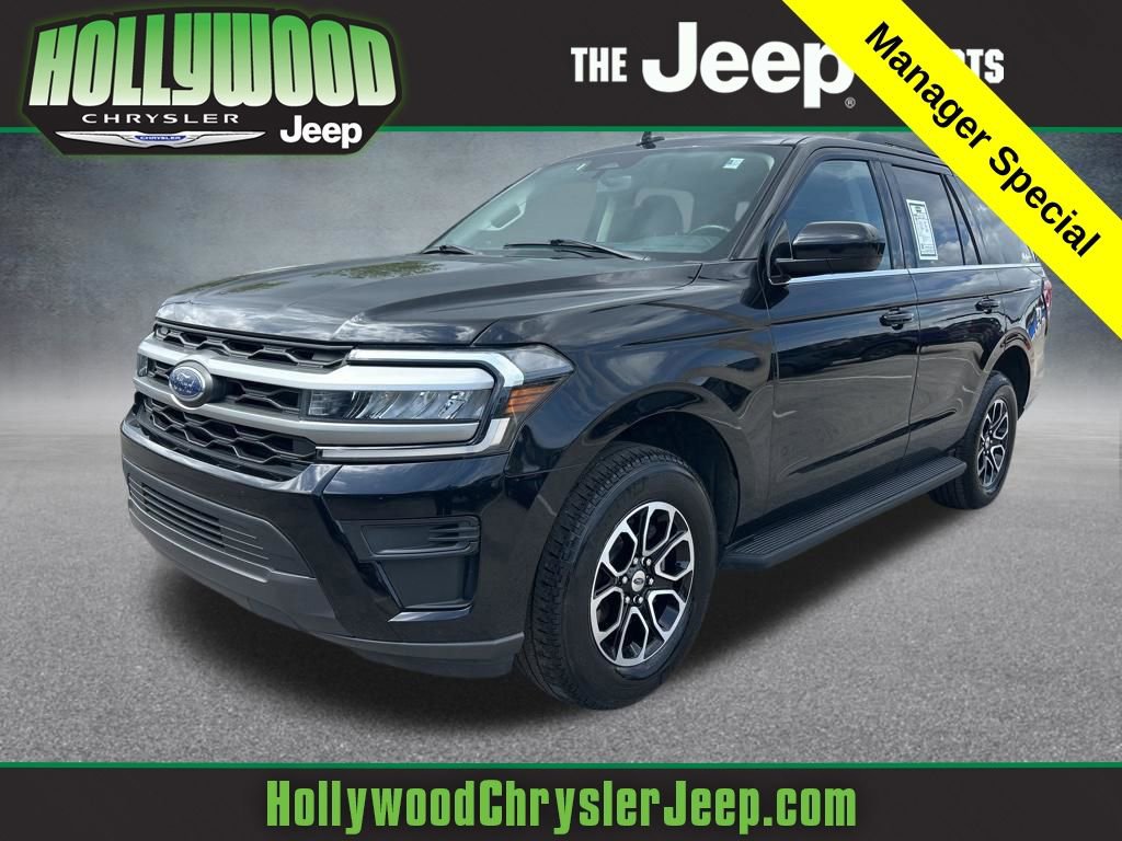 Used 2024 Ford Expedition XLT AWD/4WD image 1