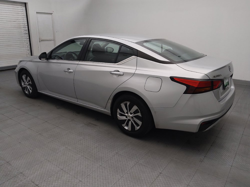 Used 2023 Nissan Altima 2.5 S FWD image 3